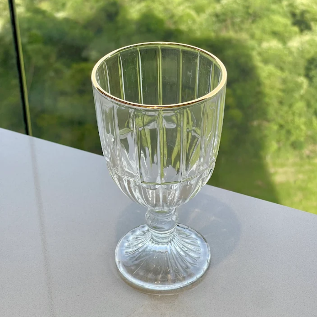 Taça de Vidro Cristalle na bancada