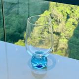 Taça Copo para Vinho Vidro com Base Esfera Transparente e Azul 540ml
