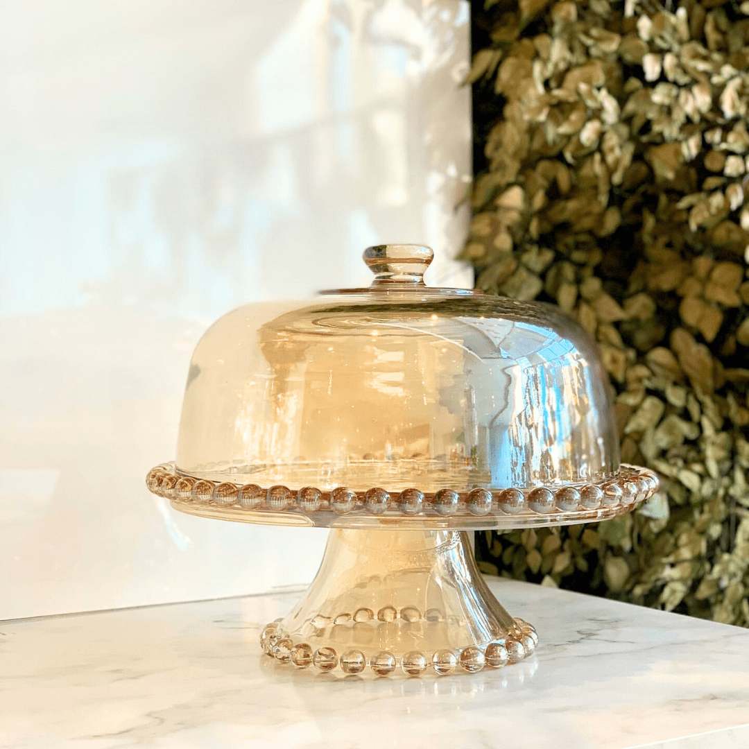 Boleira Prato para Bolo Petisqueira Pearl de Cristal com Pé e Tampa Âmbar 31cm x 25cm - Ela Decora