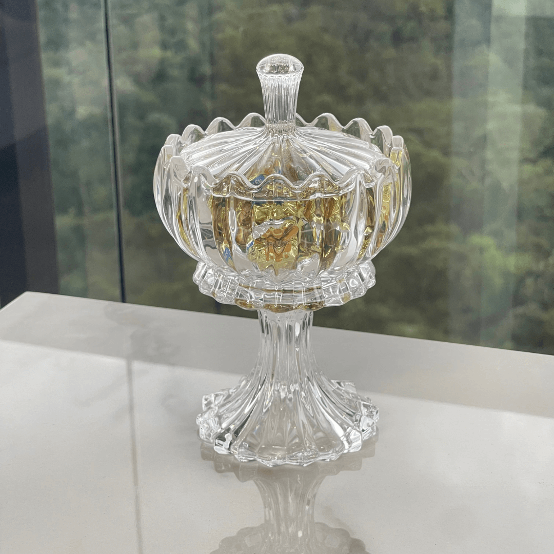 Bomboniere Potiche Geneva com Pé e Tampa de Cristal 18cm - Ela Decora