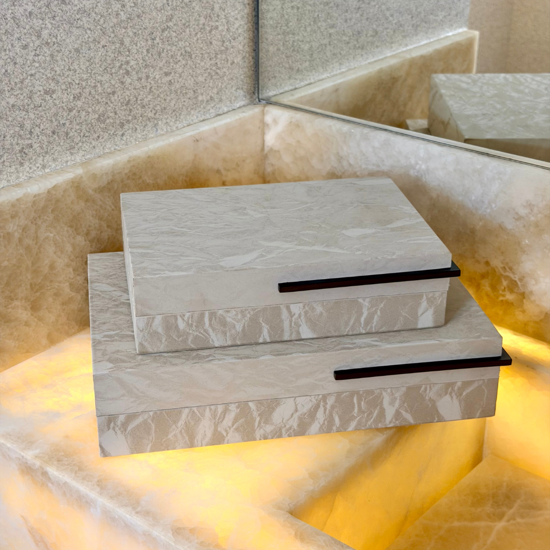 Caixa Decorativa em MDF e PU Marrom 30,5cm G