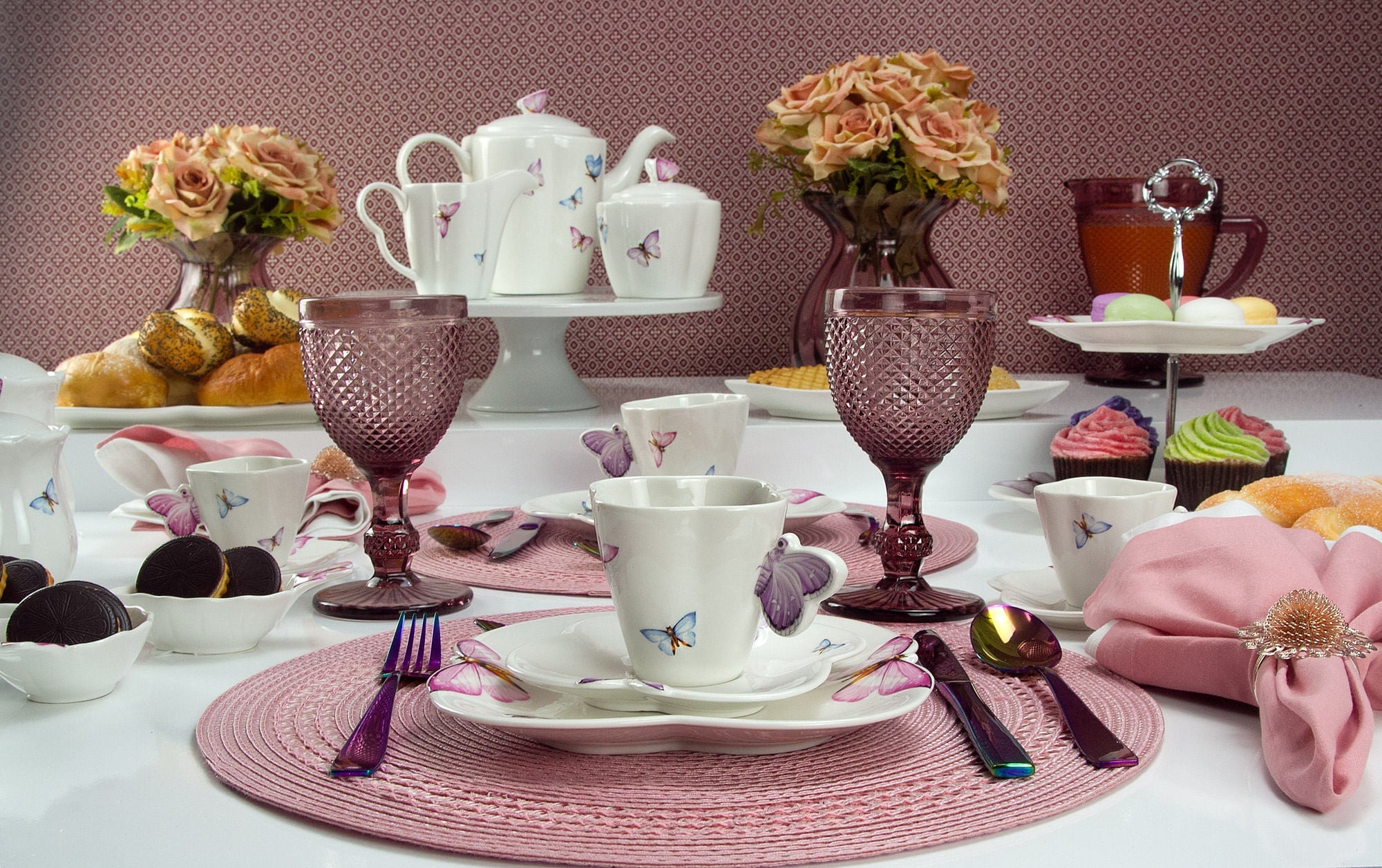 Conjunto para Café Bule Açucareiro Leiteira Porcelana Borboletas Branco 3 Peças - Ela Decora