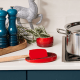 Descanso Oval para Colher Vermelho Le Creuset - Ela Decora