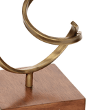 Escultura em Metal Dourado e Madeira 46cm - Ela Decora