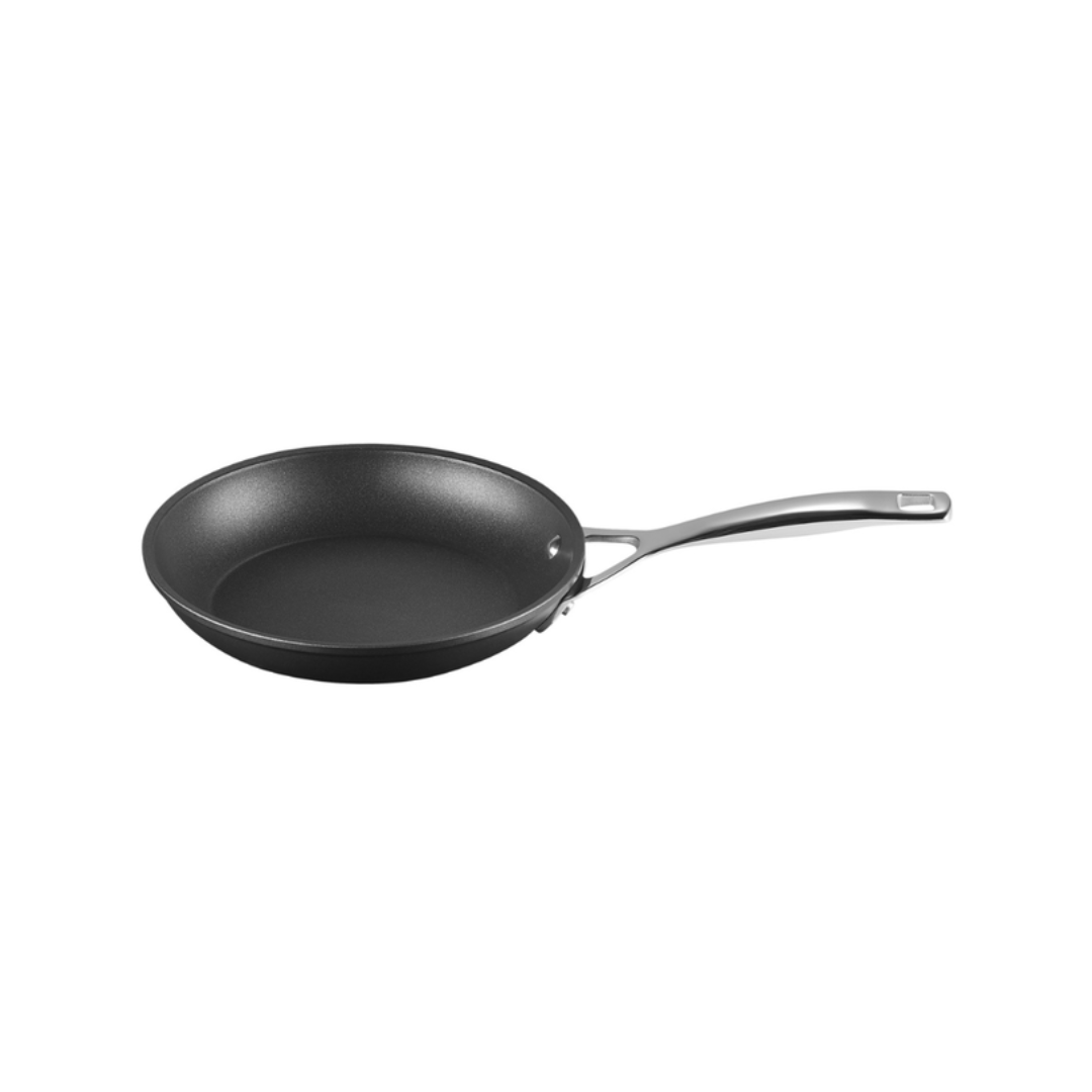Frigideira Rasa Antiaderente TNS Pro 26cm Le Creuset - Ela Decora