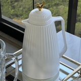 Garrafa Termica de Plástico Dove Branca 1 Litro - Ela Decora