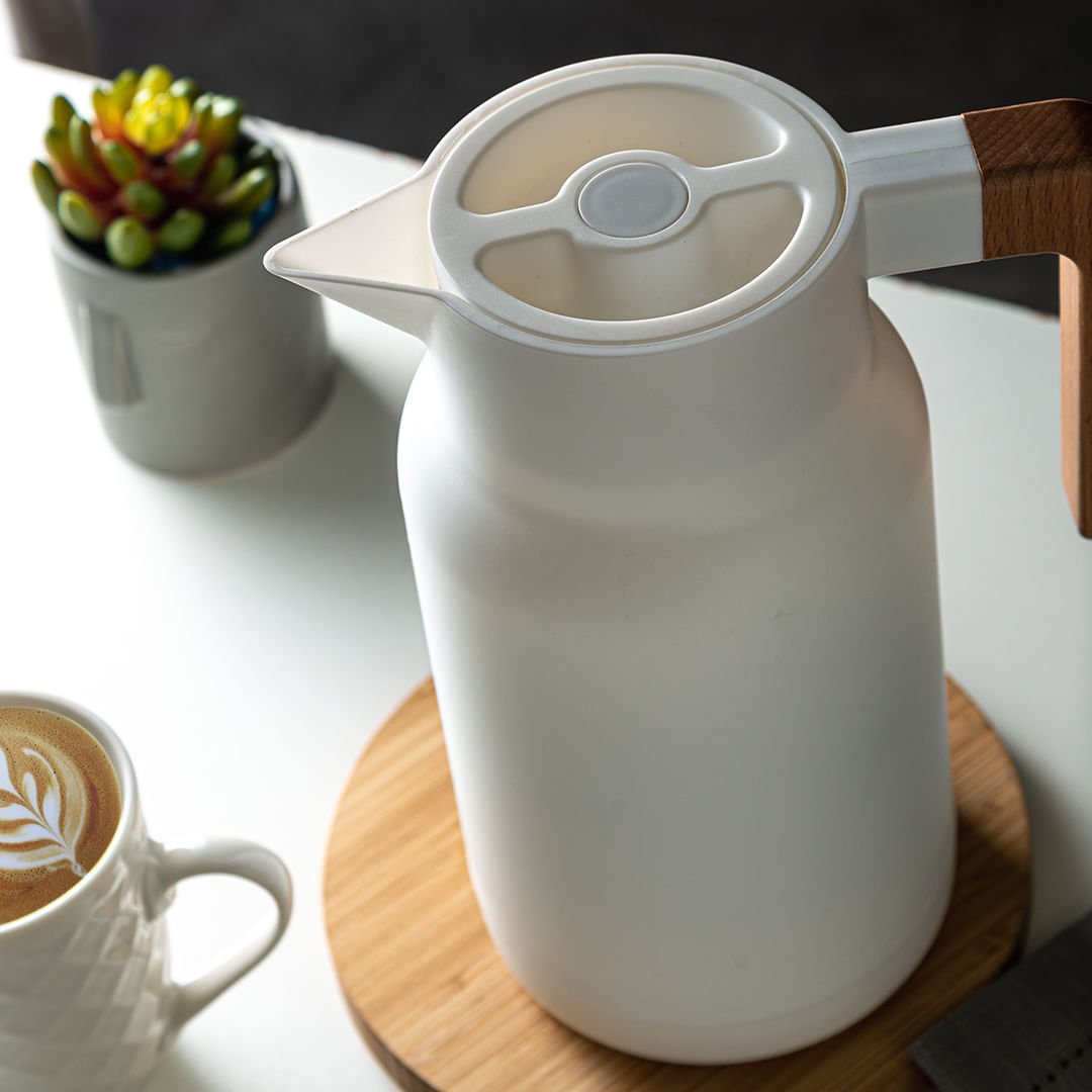 Garrafa Térmica de Plástico Organic Branco 1 Litro - Ela Decora