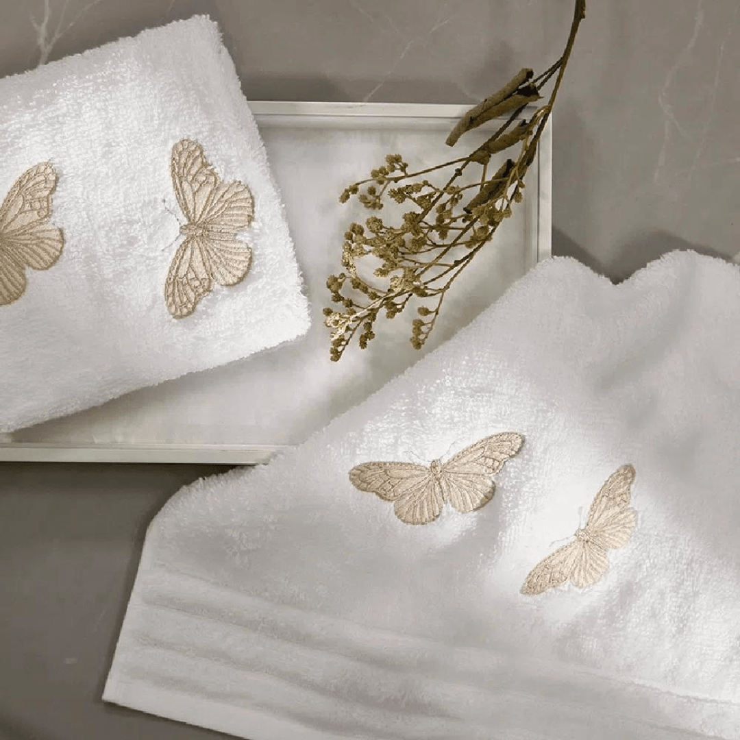 Jogo de Visita Toalha Lavabo e Toalha de Rosto Botanici em Algodão Branco Embalagem Presenteável 2 Peças Trussardi - Ela Decora