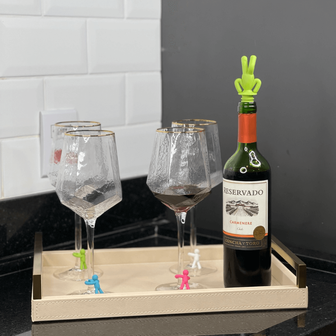 Kit Marca Taça com Rolha de Vinho Drinking Buddy 7 Peças - Ela Decora
