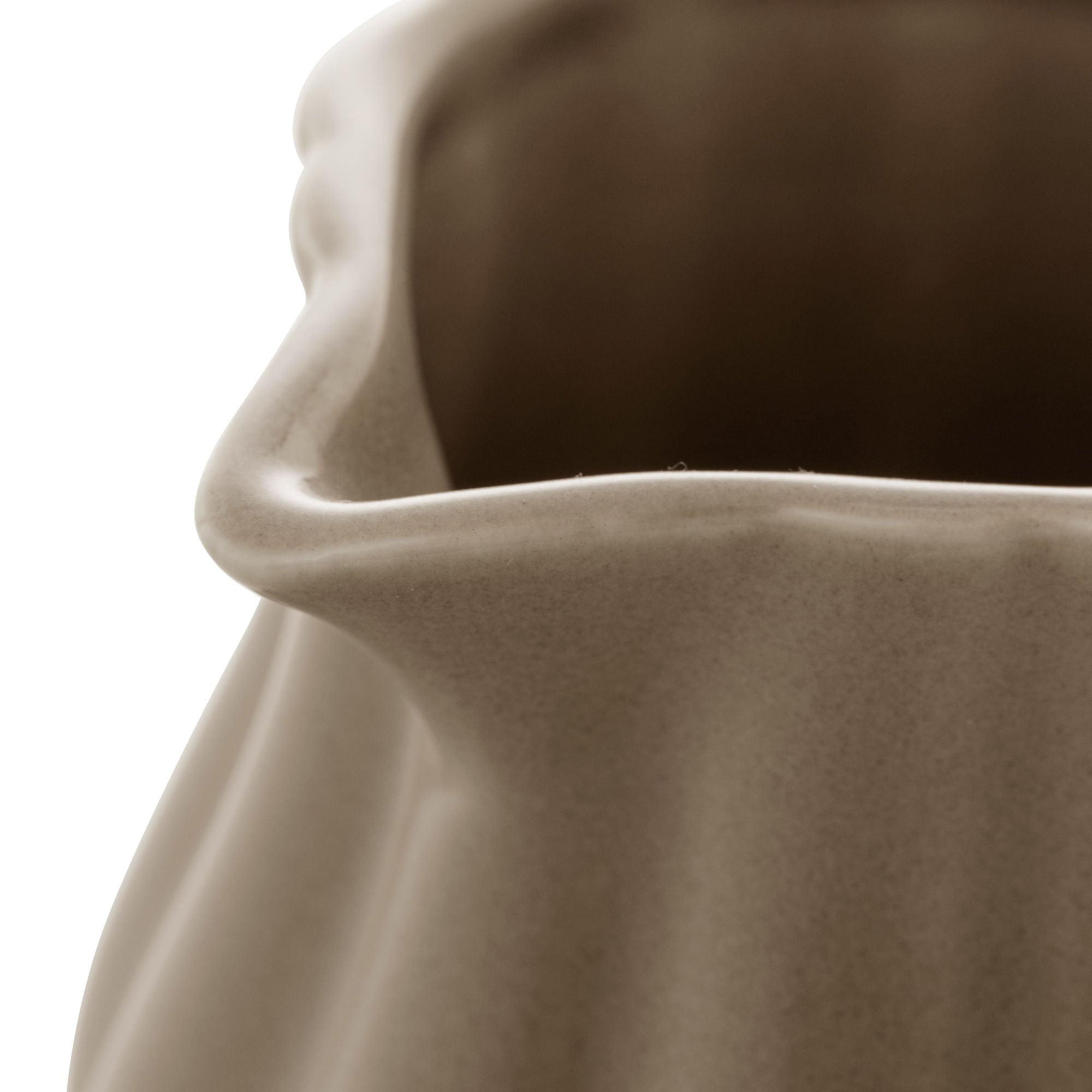 Leiteira de Porcelana Petala Areia Matt 220ml - Ela Decora