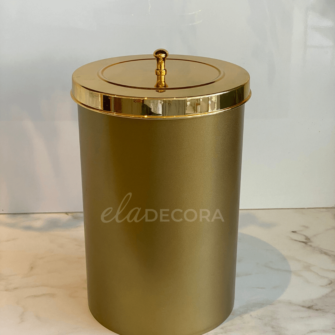 Lixeira com Tampa 8 Litros Dourada - Ela Decora