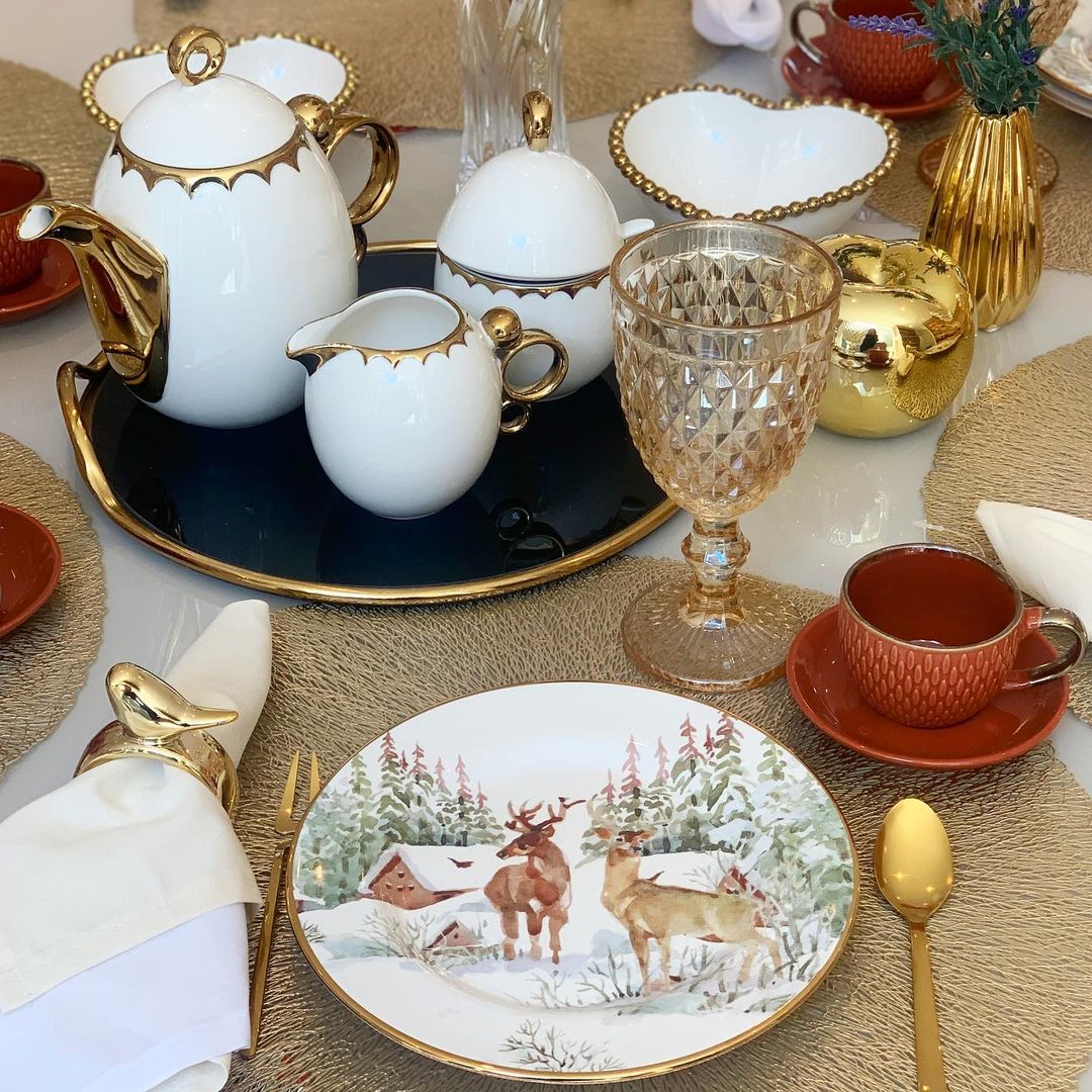 Maça Decorativa Luxo Dourada em Cerâmica - 12 cm - Ela Decora