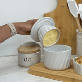 Manteigueira Francesa Twist em Cerâmica Branca 250g - Ela Decora