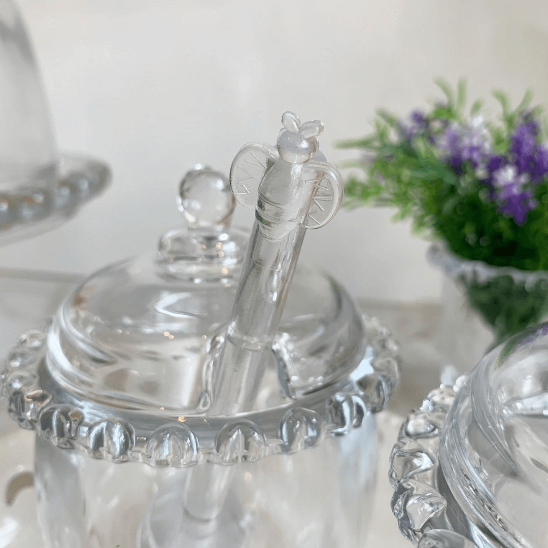 Meleira de Cristal Chumbo com Pegador e Detalhes em Formato de Coração - Ela Decora