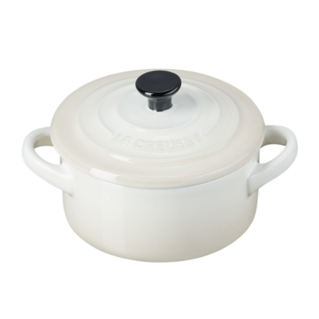 Mini Cocotte Meringue com Pegador Preto 10cm Le Creuset - Ela Decora