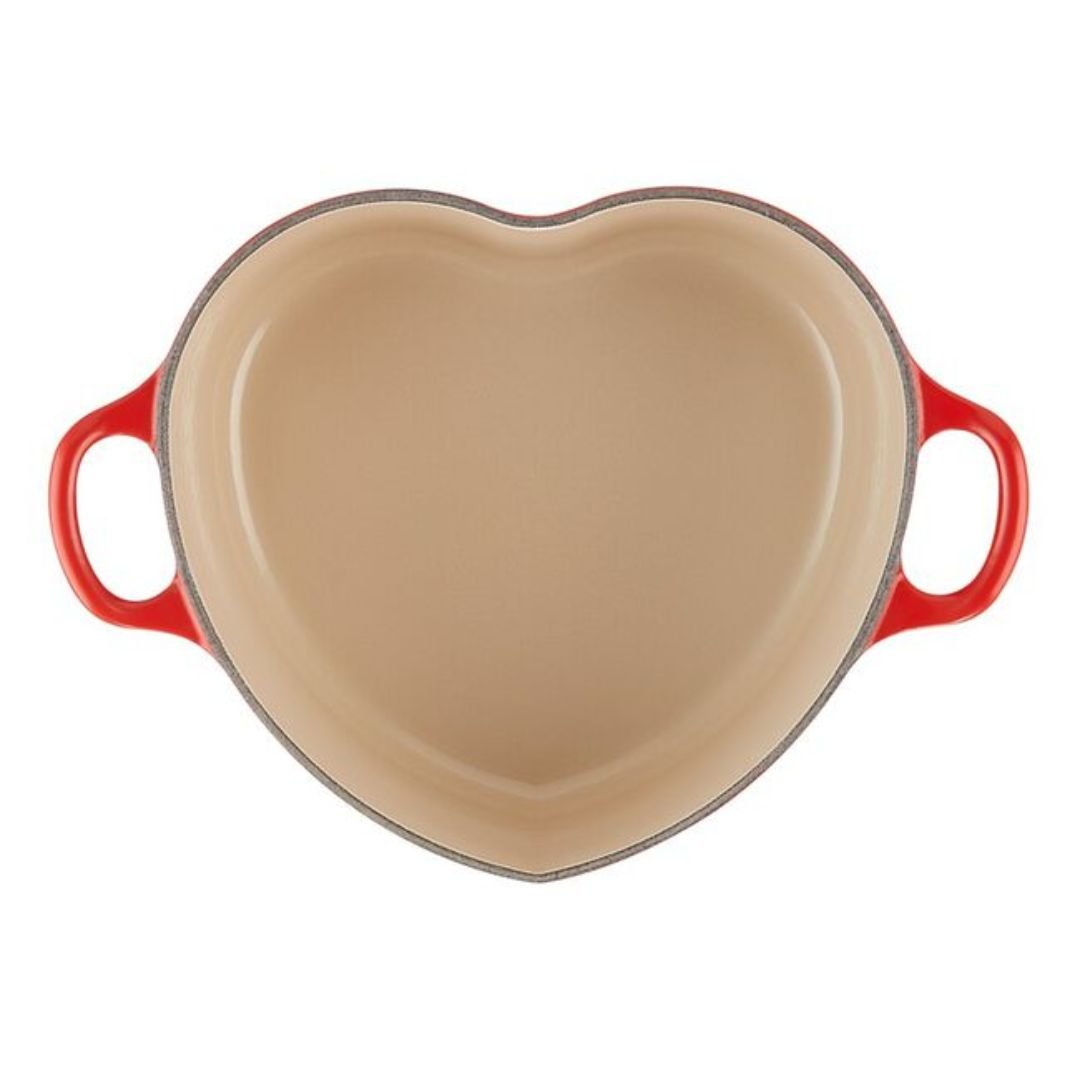 Panela Coração com Pegador de Aço Vermelha 25cm Le Creuset - Ela Decora