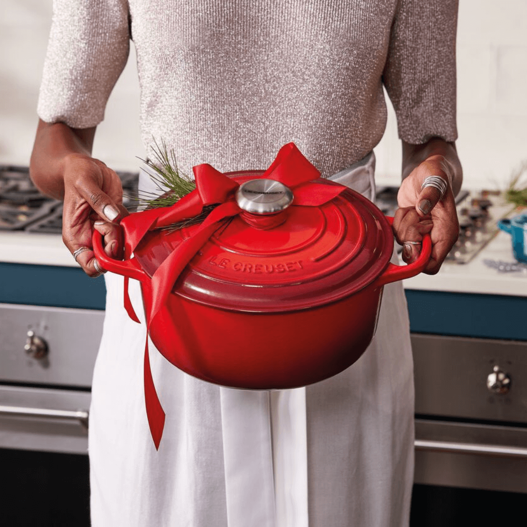 Panela Redonda Ferro Signature Vermelha Le Creuset - 22 cm - Ela Decora