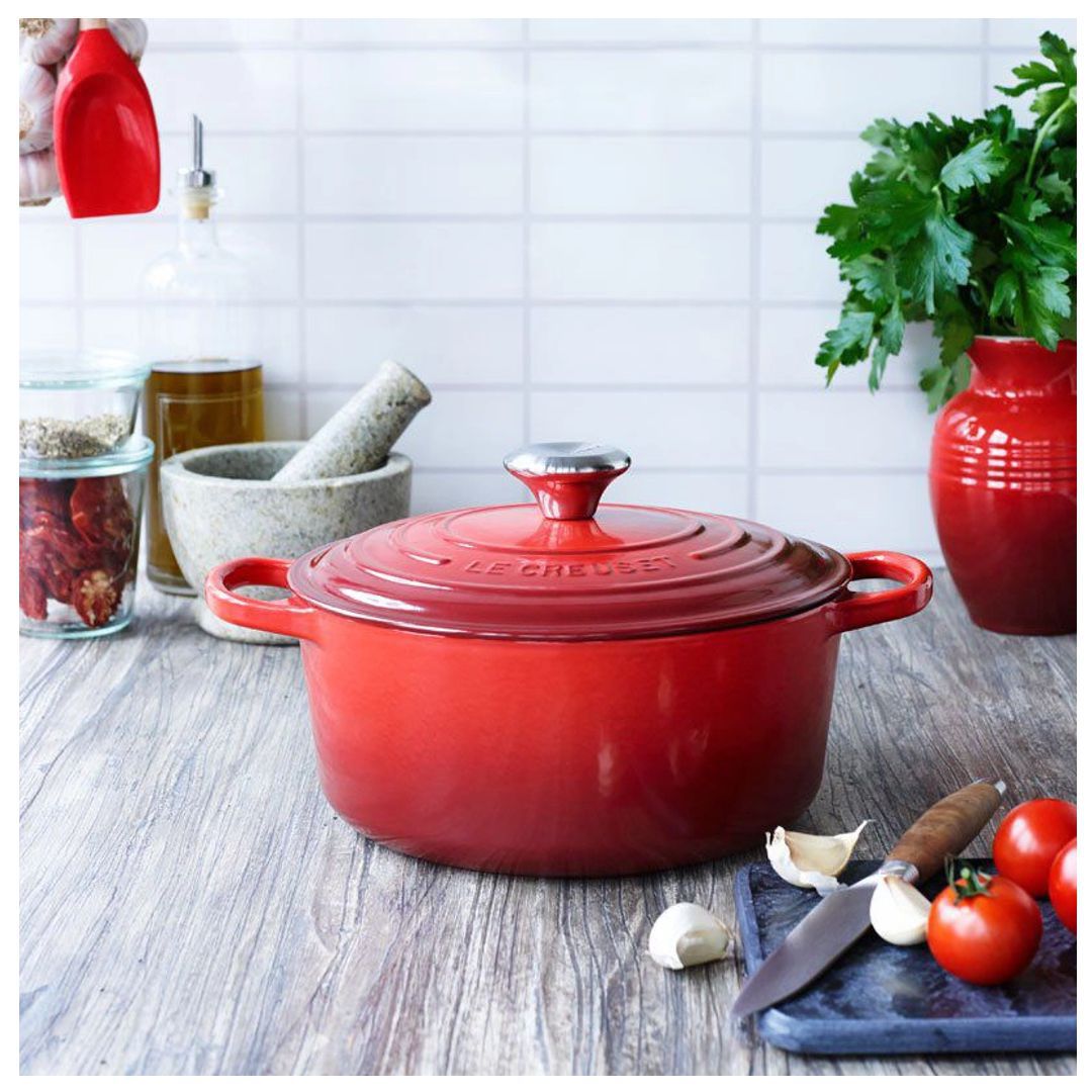 Panela Redonda Ferro Signature Vermelha Le Creuset - 22 cm - Ela Decora