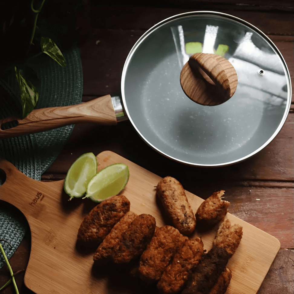 Panela Wok com Tampa Fundo de Indução Botanika Verde 3,4 Litros - Ela Decora