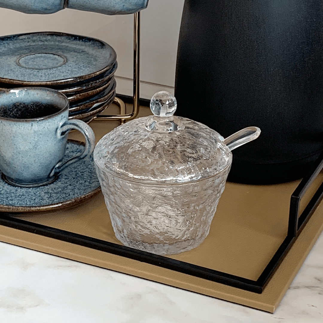 Açucareiro em Cristal de Chumbo Martelado com Colher com Borda Dourada Petra 10cm