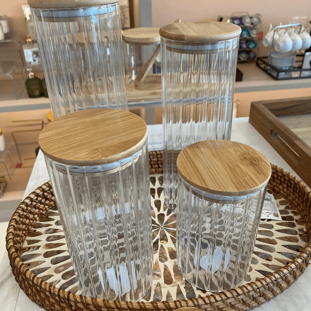 Pote de Vidro Canelado com Tampa de Bambu 800ml - Ela Decora