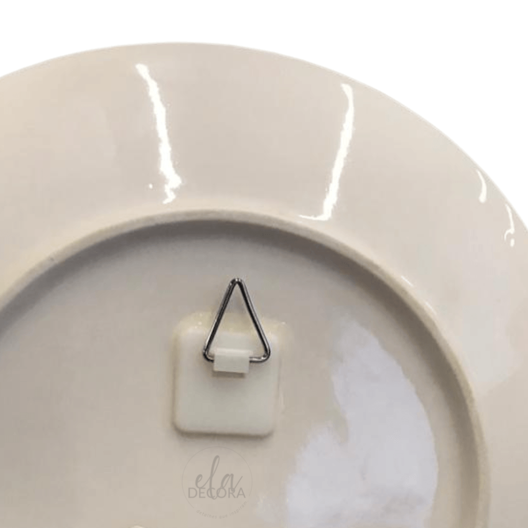 Prato Decorativo Em Ceramica Branco e Preto 2 x 22 cm - Ela Decora
