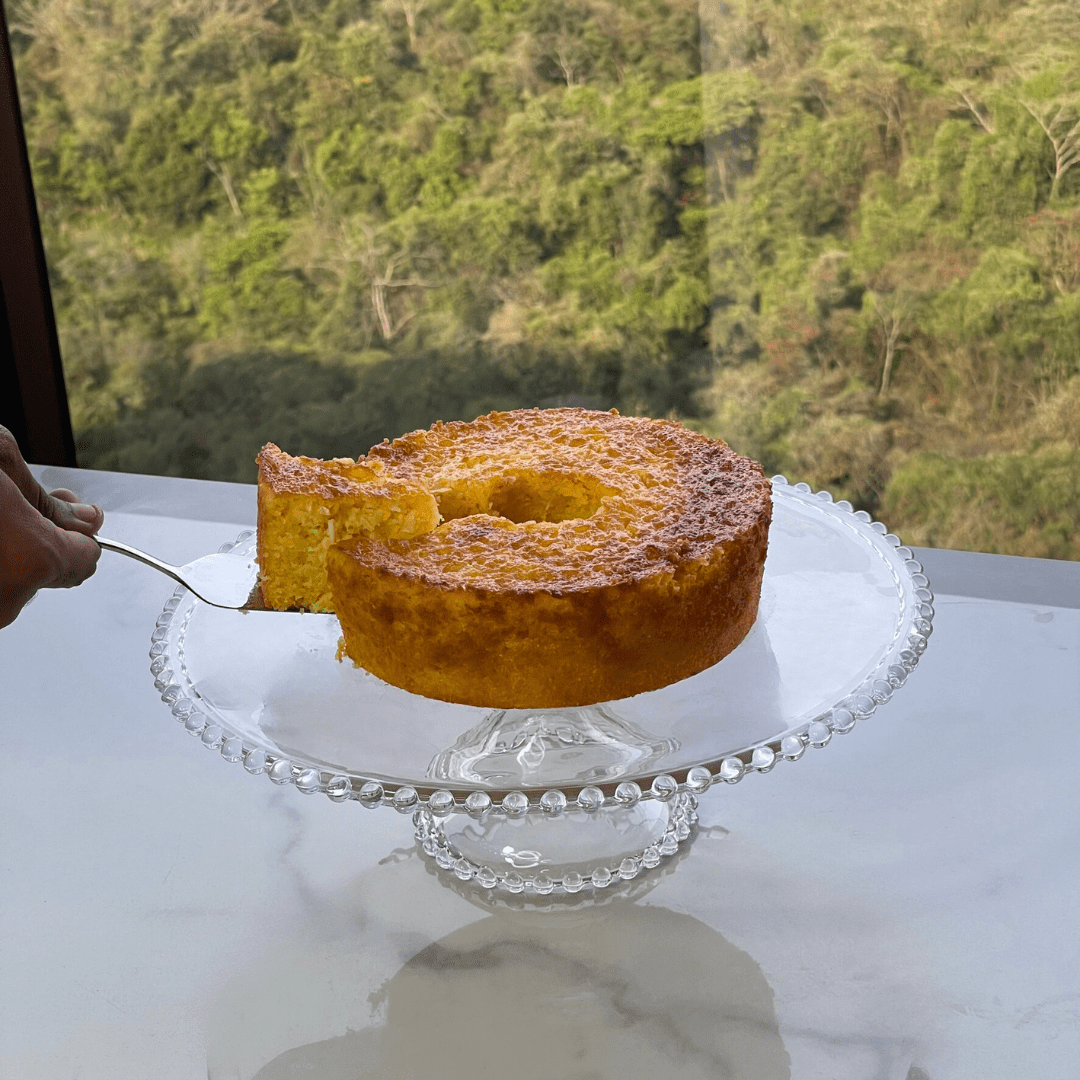 Prato Para Bolo Cristal Com Pé Pearl Bolinha - 31 cm - Ela Decora