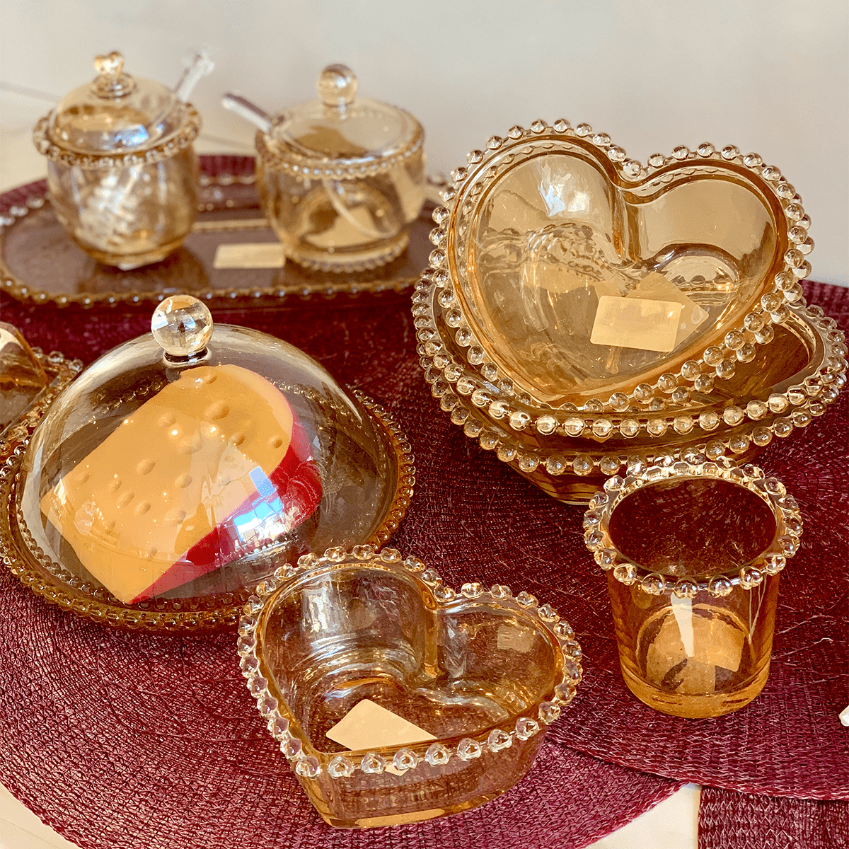 Queijeira Cristal Pearl Bolinha Âmbar - 20 cm - Ela Decora