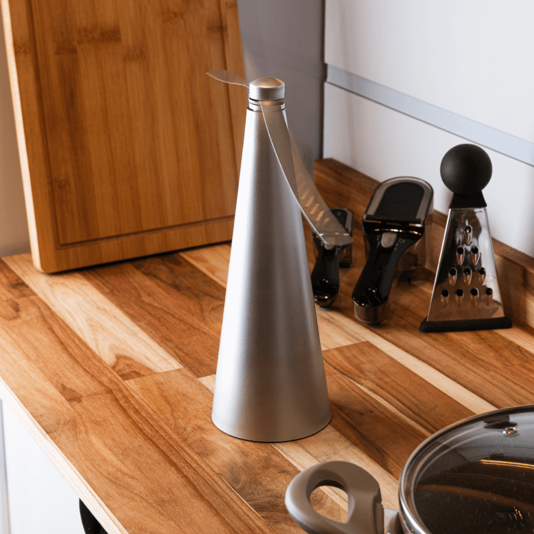 Aparelho para Repelir Insetos Repelente Ventilador de Mesa Prata