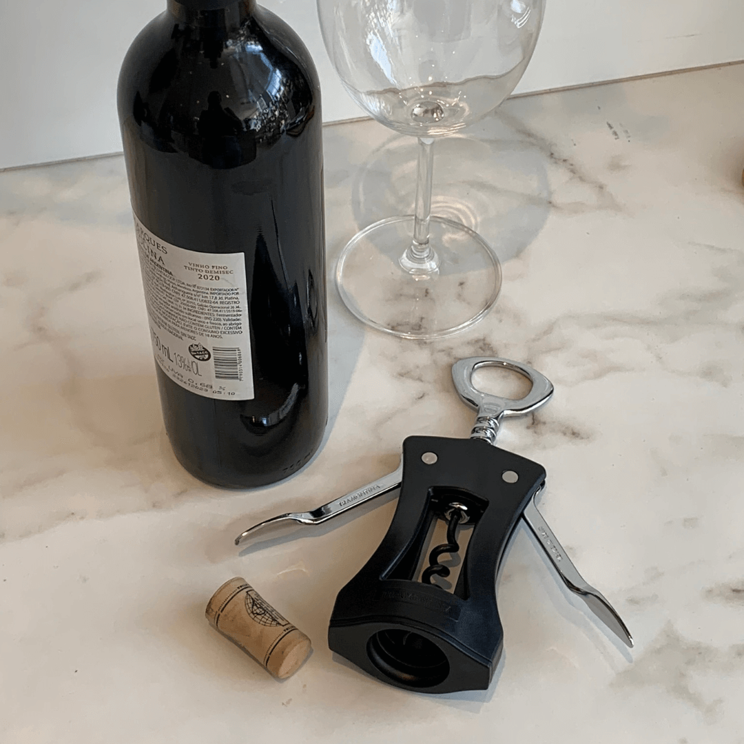 Clássico saca rolhas para garrafas de vinho e champanhe