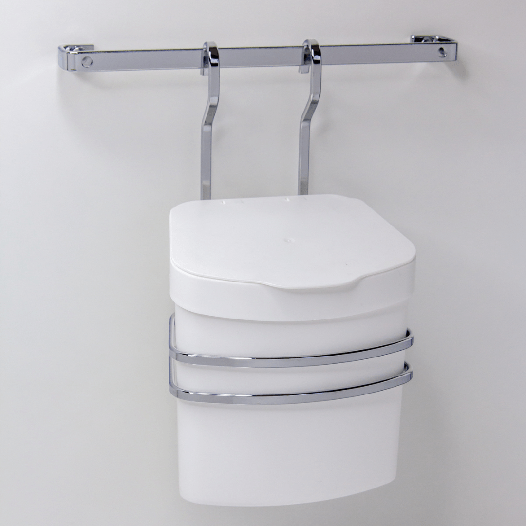 Suporte com Lixeira 2,5 Litros Branca e Cromado Para Barra - Ela Decora