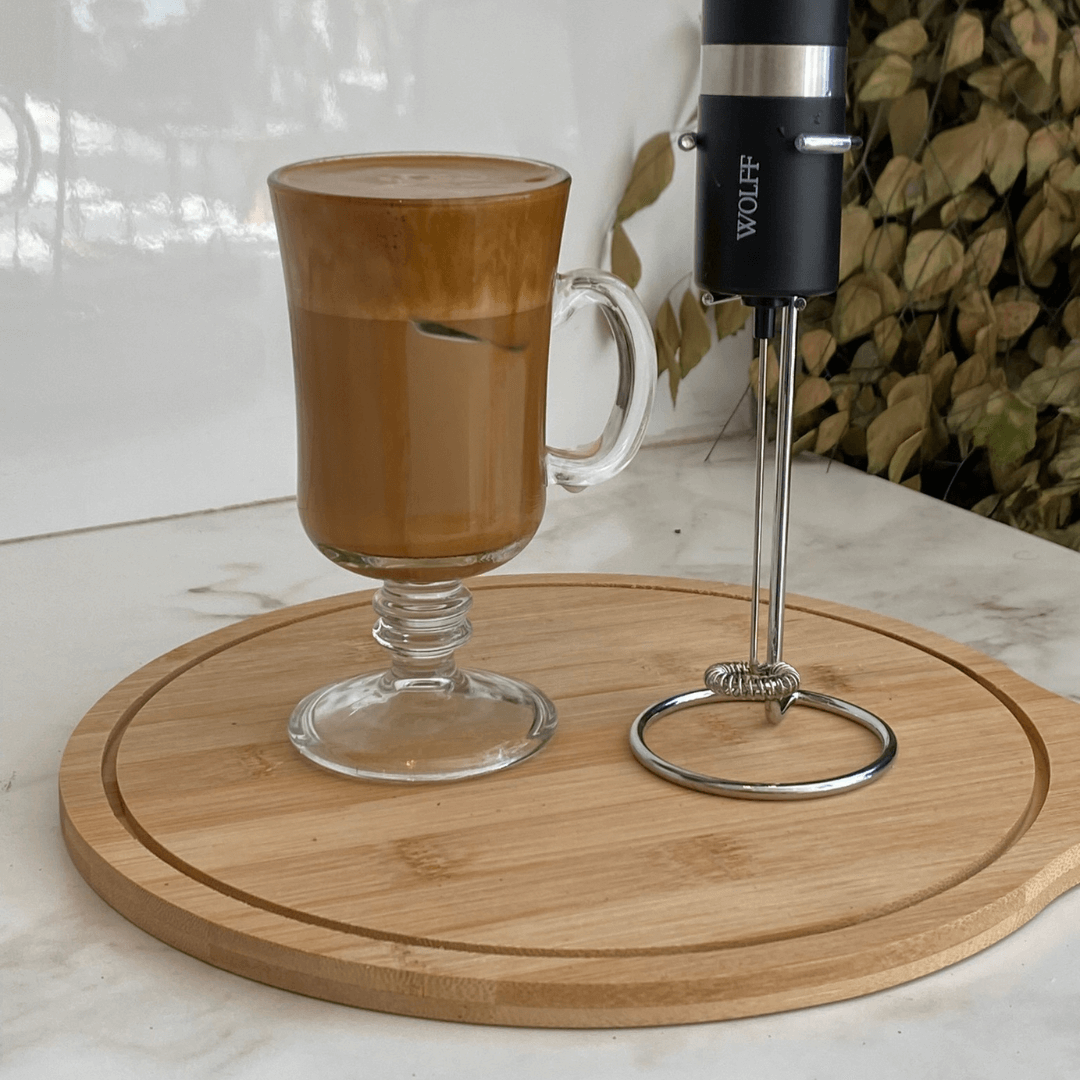 Tábua Redonda em Bambu com Alça Ecokitchen 37,5cm - Ela Decora
