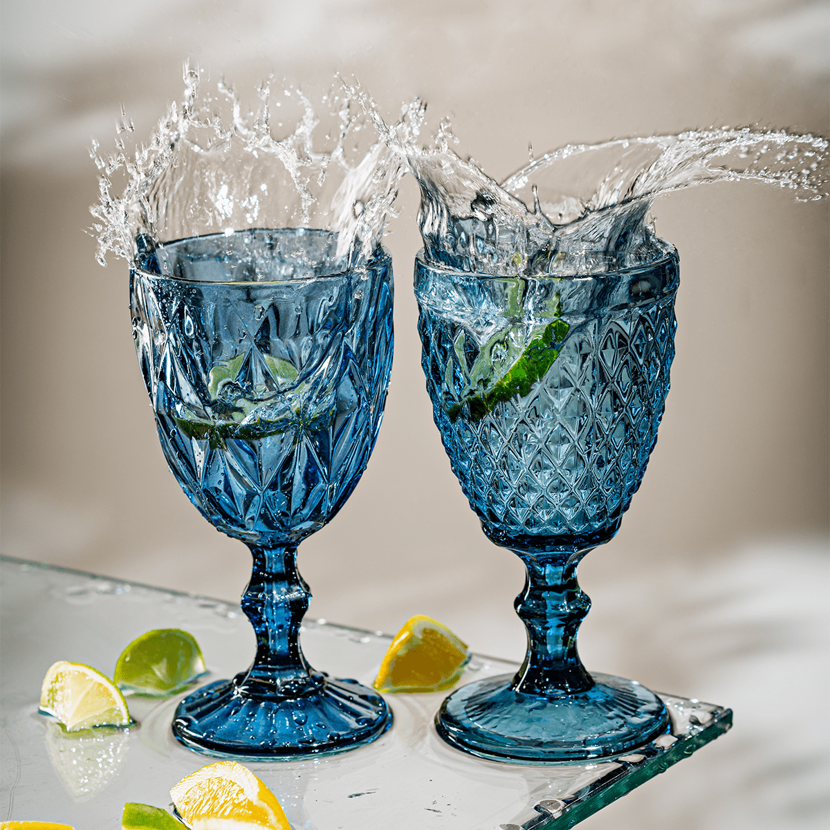 Taça Para Água De Vidro Azul Diamond - 325 ml - Ela Decora
