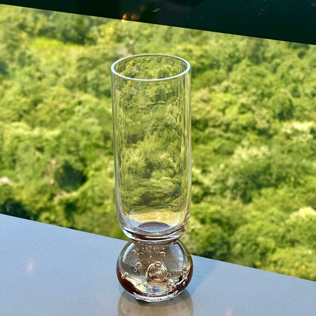 Taça champanhe vidro com base esfera âmbar transparente 250ml