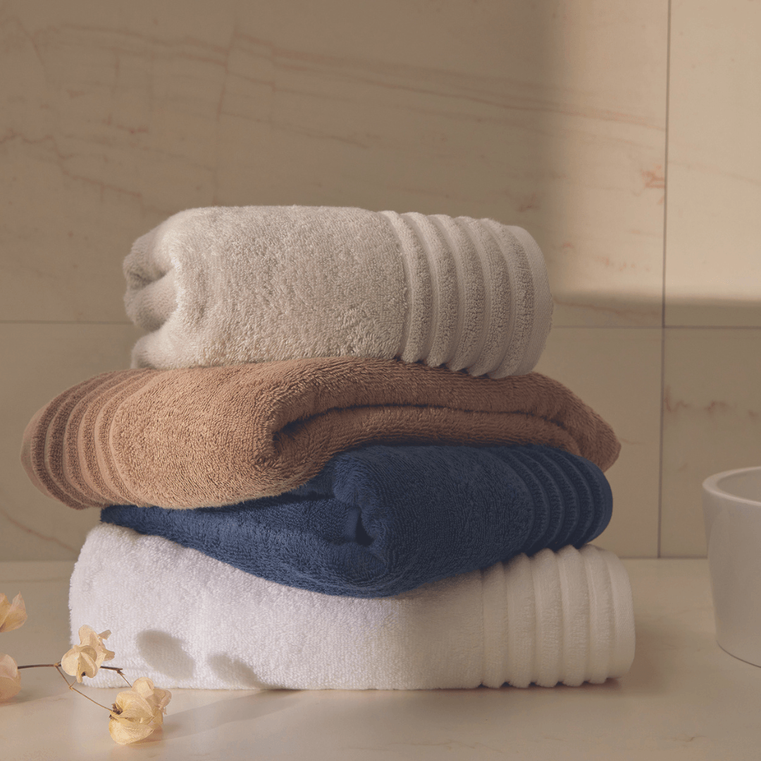 Toalha de Banho Imperiale em Algodão Soft Rose 1,40m x 70cm Trussardi - Ela Decora