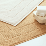 Toalha de Piso Solare em Algodão Marrom Avelã 80cm x 48cm Macio Karsten - Ela Decora