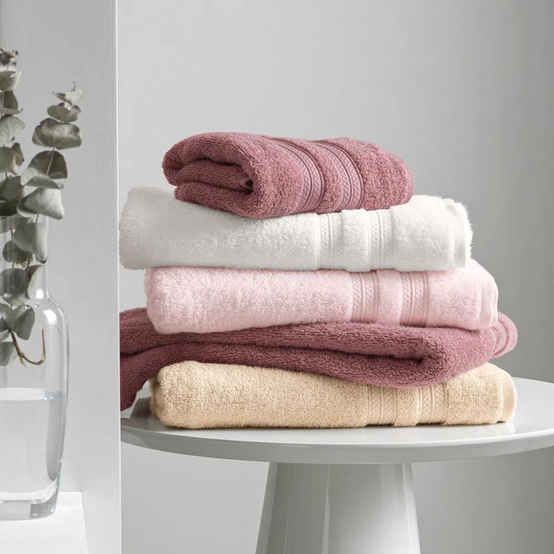 Toalha de Rosto Unika em Algodão Rosa Retrô 80cm x 48cm Macio Karsten - Ela Decora