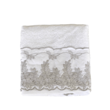 Toalha de Visita Imperiale em Algodão Branco Carvalho com Bordado Cinza 50cm x 30cm Trussardi - Ela Decora