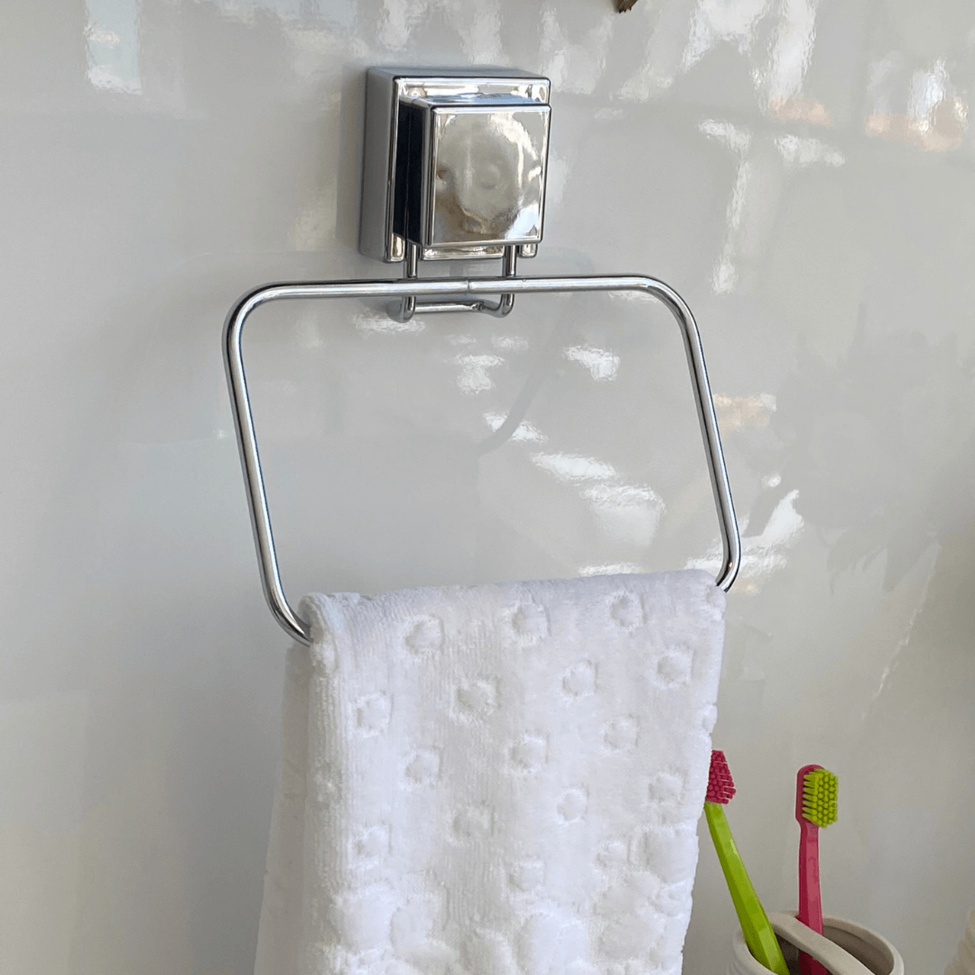 Toalheiro Argola com Ventosa Inox Cromado 18cm - Ela Decora