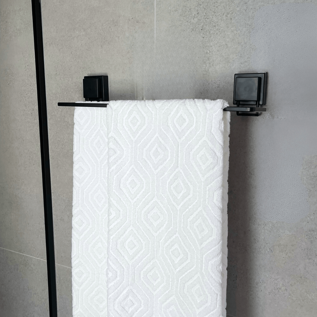 Toalheiro Duplo Preto Fosco com Ventosas de Alta Aderência 45cm - Ela Decora