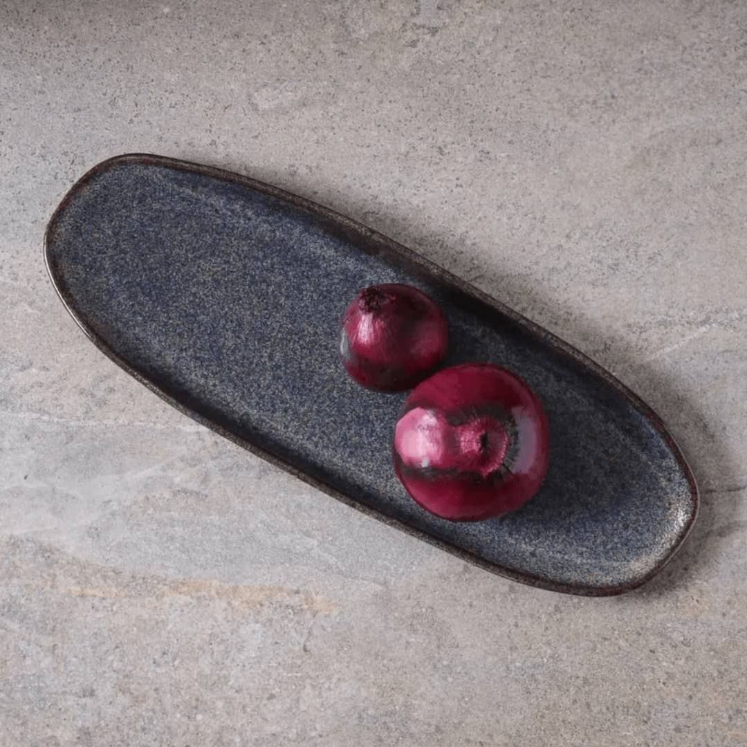 Travessa Oval Rasa Orgânico Titanium Preta 36cm - Ela Decora