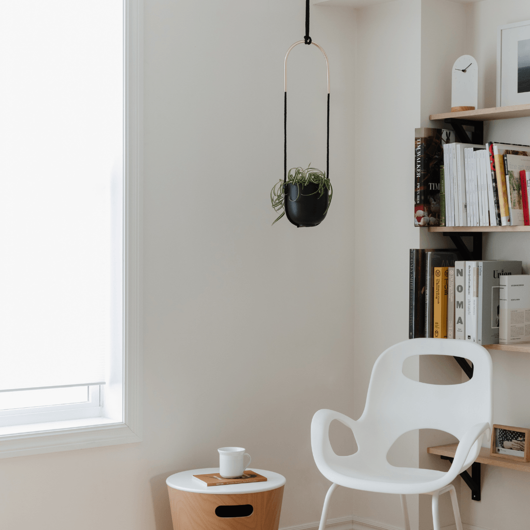Vaso Cachepot Suspenso Preto - Ela Decora