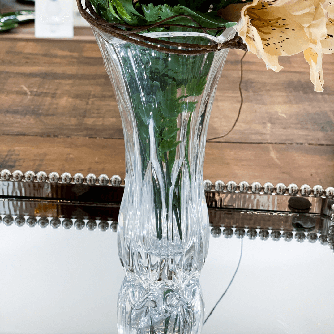 Vaso de Vidro Sodo - calcico Tulipa 19cm x 9cm - Ela Decora